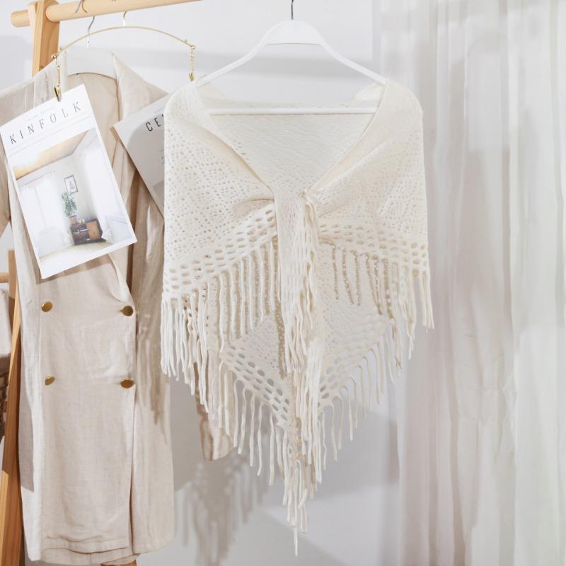 Fashionable Knitted Triangle Scarf Solid Color Tassel Korean Style For Unisex