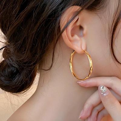 Große flache Creolen Geometrische große Creolen Punk OL-Stil Modeschmuck