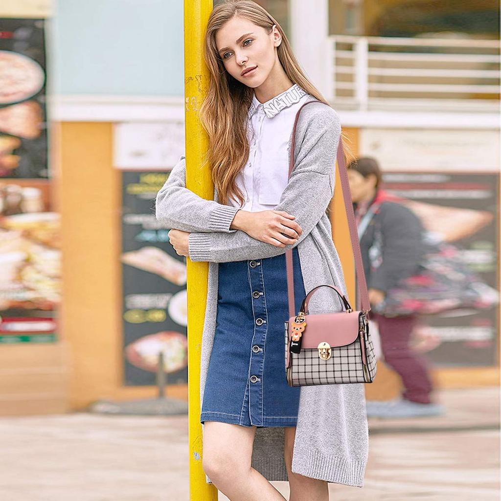 NICOLE & DORIS Cute Women's Mini Handbag with Checkered Pattern and Bear Decoration, Compact, Popular Shoulder Bag, 2-Way, Lightweight, PU Leather,
