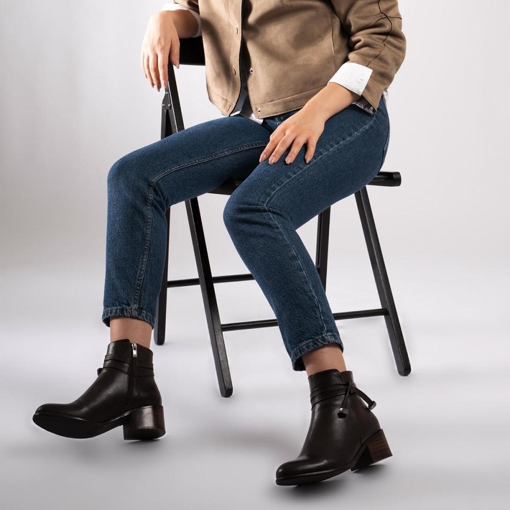 

Женские ботинки на молнии из натуральной кожи, зимняя обувь с бантом и деталями