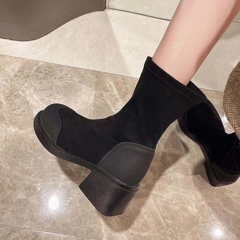 Модные женские сапоги длиной до колена — фото 6