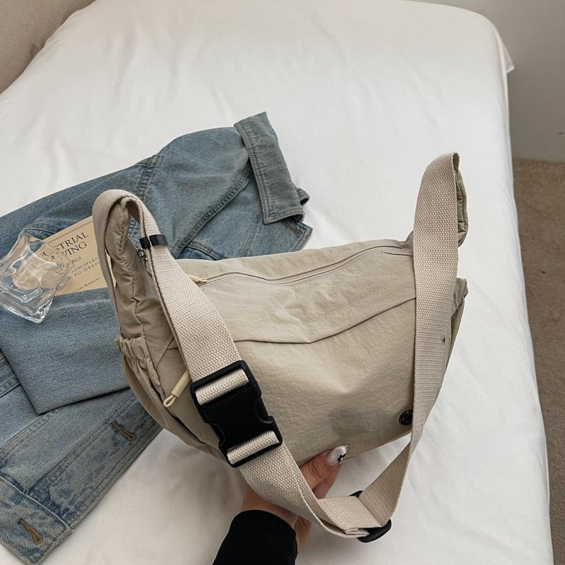 Fashionable and Simple Single-shoulder Bag, Casual Cross-body Bag, Trendy Bag, Single-shoulder Dumpling Bag