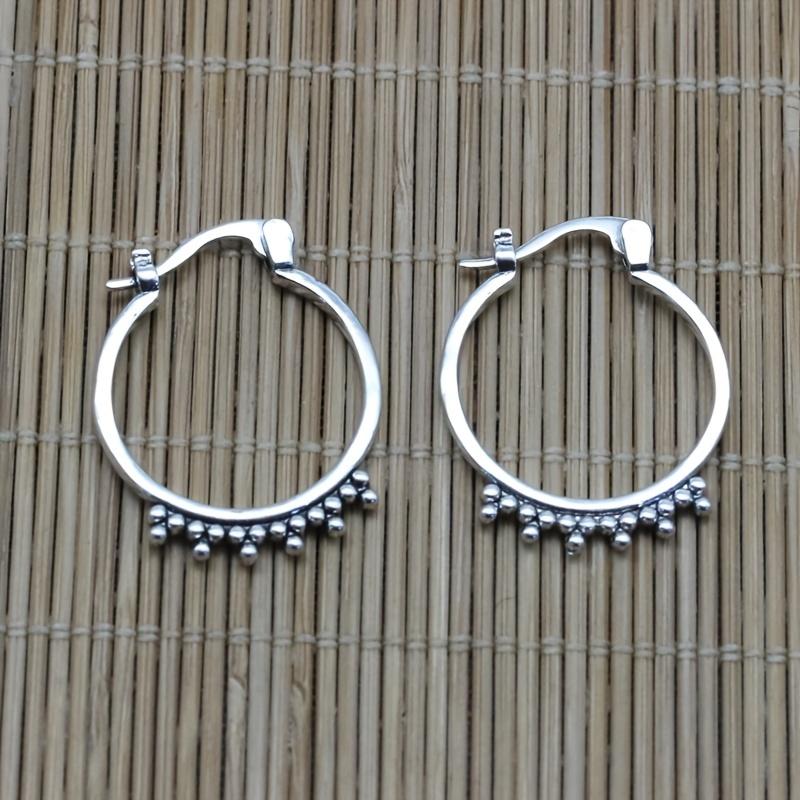 1 Pair of Fashionable and Simple Round Hoop Earrings, Perfect Gift for Women's Birthdays/Christmas/New Year/Valentine's Day