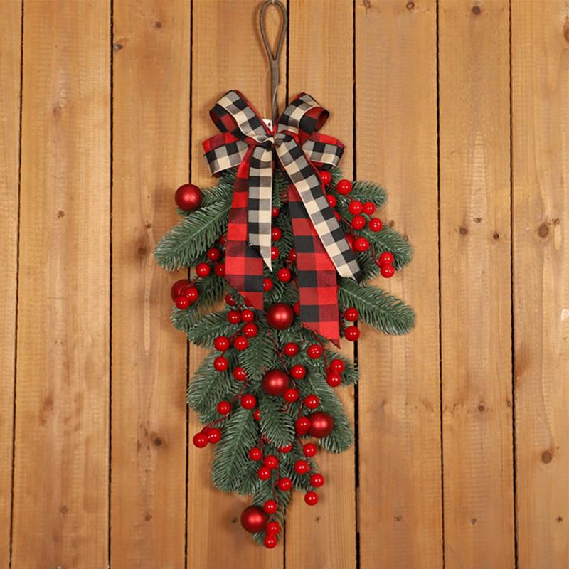 Christmas Red Fruit Lattice Knot Decoration Fascia Santa Claus Bedroom Hangings Lintel Christmas Party Home Decoration