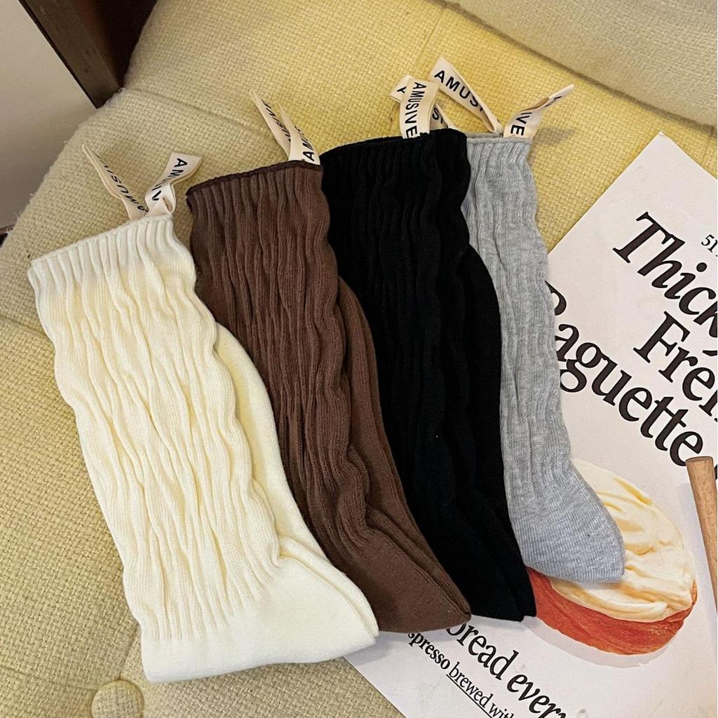 AMUSIIVE Women's Breathable Retro Pleated Cotton Mid-Tube and Knee-High Socks for Spring and Autumn