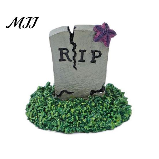 Halloween Graveyard Signs Tombstones Yard Signs, Realistic Outdoor Bonsai Scene Layout Lawn Decorations for Horror Party Garden Cracked Skull Decor