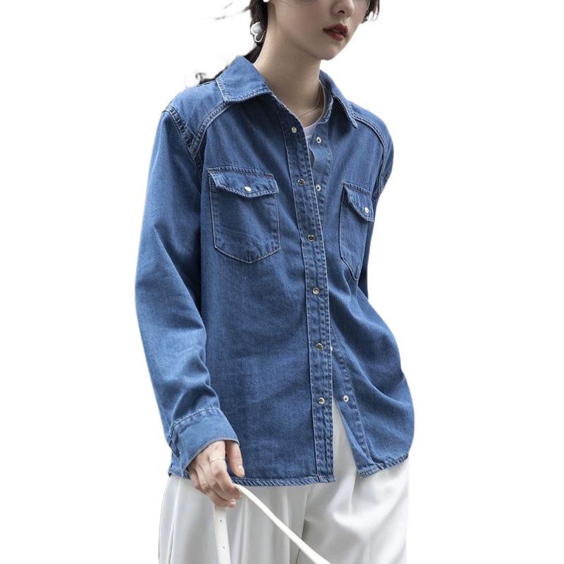 Chemise en jean rétro bleue pour femme petite - Printemps 2023, Haut à manches longues à superposer