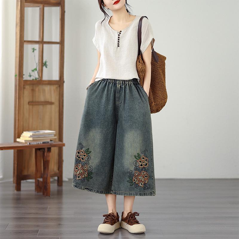 

Plus Size Women s Retro Hollow Embroidered Wide-Leg Pants - 7-Point, Elastic Waist, Summer Fit L синій