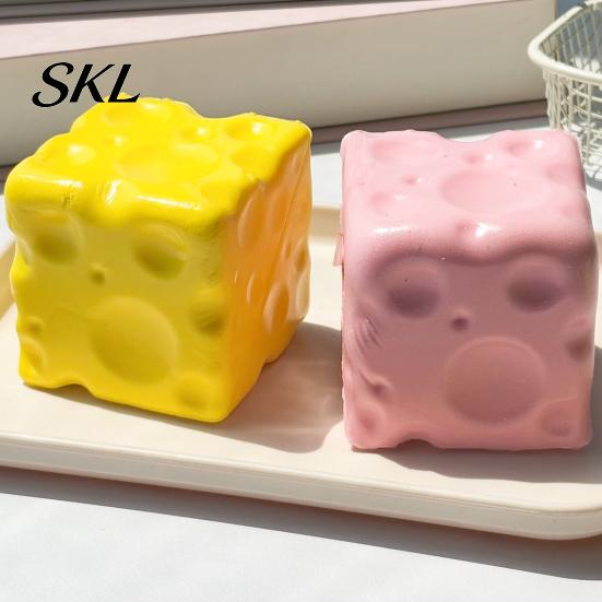 Stress Reduction Gadget Fake Cheese Squeeze Toy, Anxiety Relief Cube Sensory Toy Slow Rising Pinch Home Office Relaxation Tool