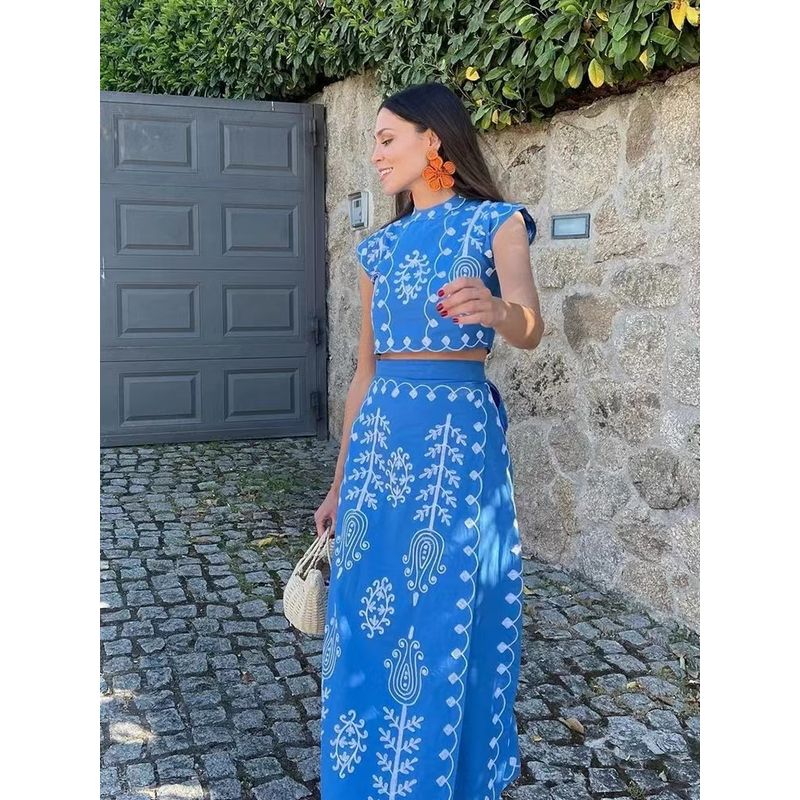 

European and American Fashion Holiday Style Print Top Skirt Two-piece Set Printed Top and Skirt Set Blue M