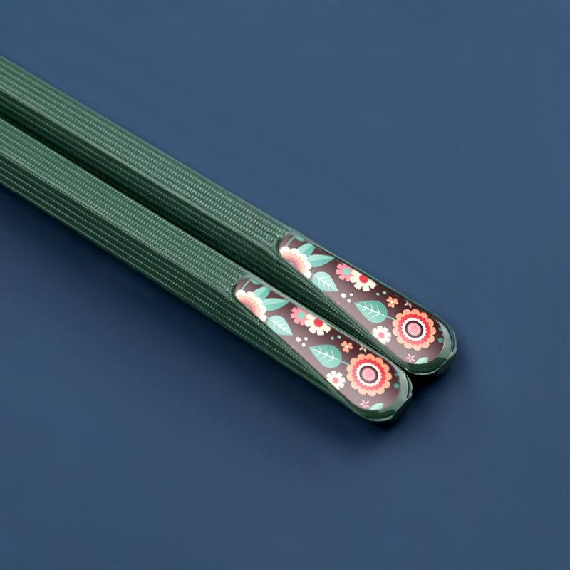 5 Pairs Colorful Kawaii Household Chopsticks High-Grade Non-Slip High-Temperature Alloy Household Chopsticks Japanese Style