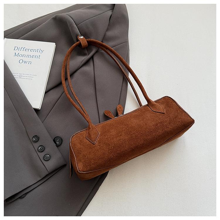 

Французская нишевая ретро сумка-багет под мышкой, женская новая замшевая универсальная сумка для поездок на работу, модная наплечная сумочка