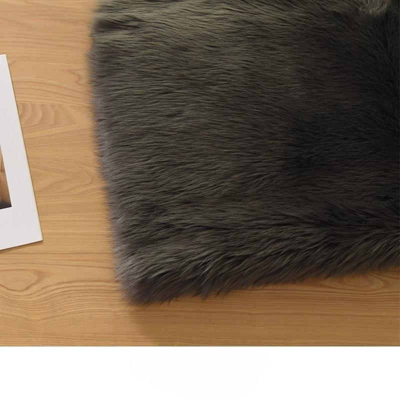 4cm Plush Fabric Soft and Smooth Fursuit Fur Fabric 50x160cm DIY Clothing Doll Decorative Shaggy Fur Handmade Material