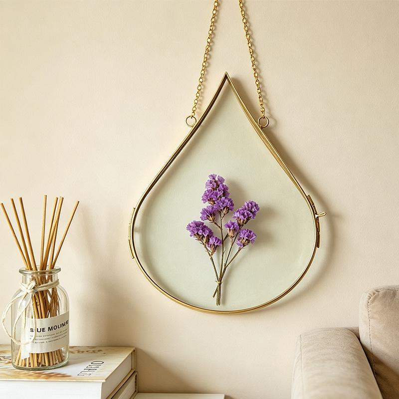 Drop-Shaped Dried Flower Photo Frame - Preserved Floral Decor for Home, Living Room, Weddings, and Parties