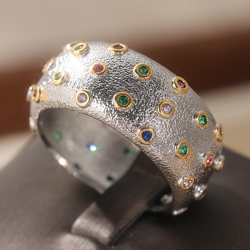 Elegancki Szeroki Pierścionek dla Kobiet Błyszczące Akcenty Cyrkonii do Codziennego Noszenia Imprez, Luksusowy Dodatek Biżuteryjny Elegancki Design Pierścionka