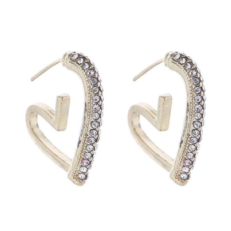 Trendy Love-Shaped Cubic Zirconia Stud Earrings – Stylish & Unique Design with High-End Appeal