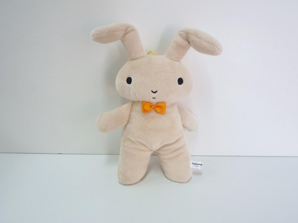 Sanei Boeki Плюшевая игрушка Crayon Rabbit x D6 x H25см SN16 Шин-чан Нене-чан (S) В10.5