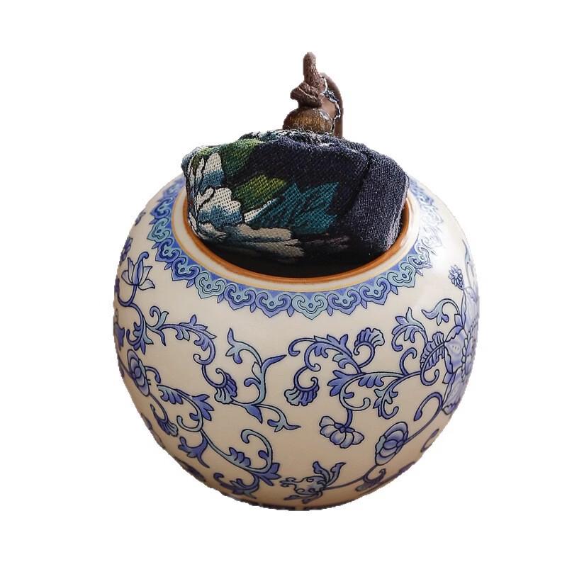 Intertwined Lotus Ceramic Gaiwan Travel Tea Set