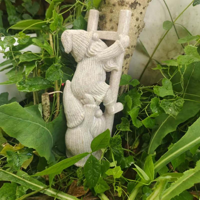 Resin Garden Gnome Figurine Decorative Stair-Climbing Dwarf Ornament Outdoor Patio Balcony Yard Decoration