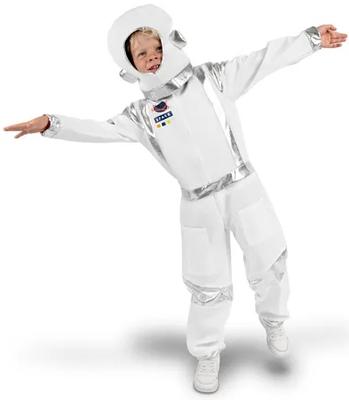 Vêtements de fête et pour la scène