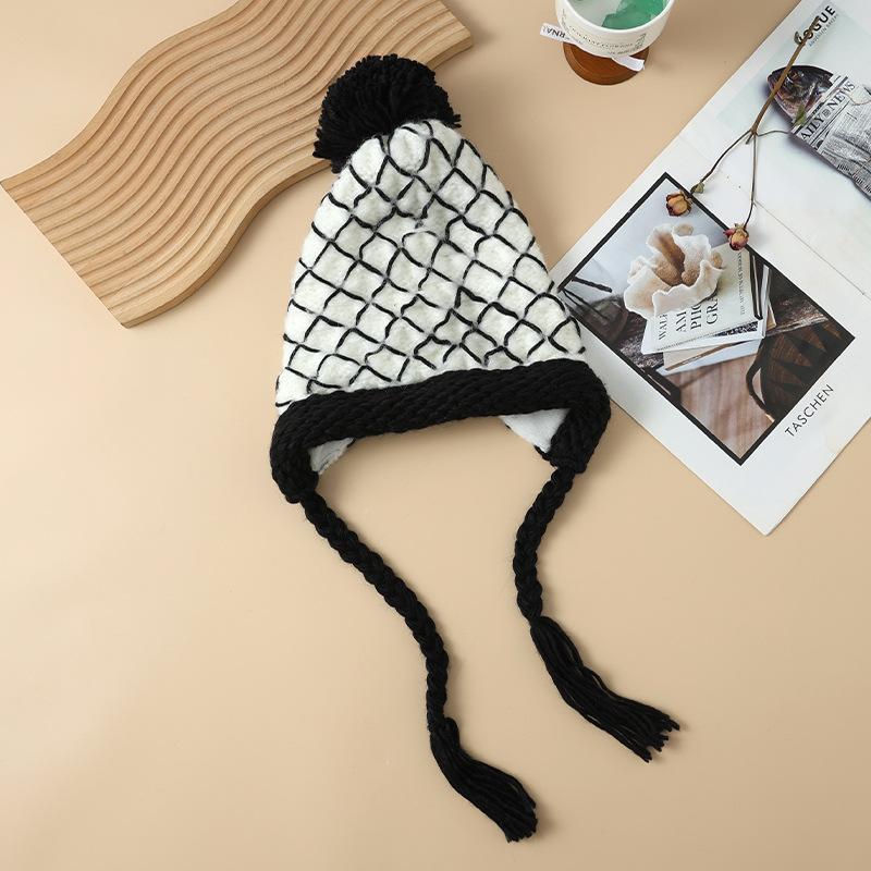 

Женская осенне-зимняя клетчатая шапка грубой вязки с шерстяными завязками, ветрозащитная и теплая шапка, корейская версия, большой обхват головы, новая шапка One Size