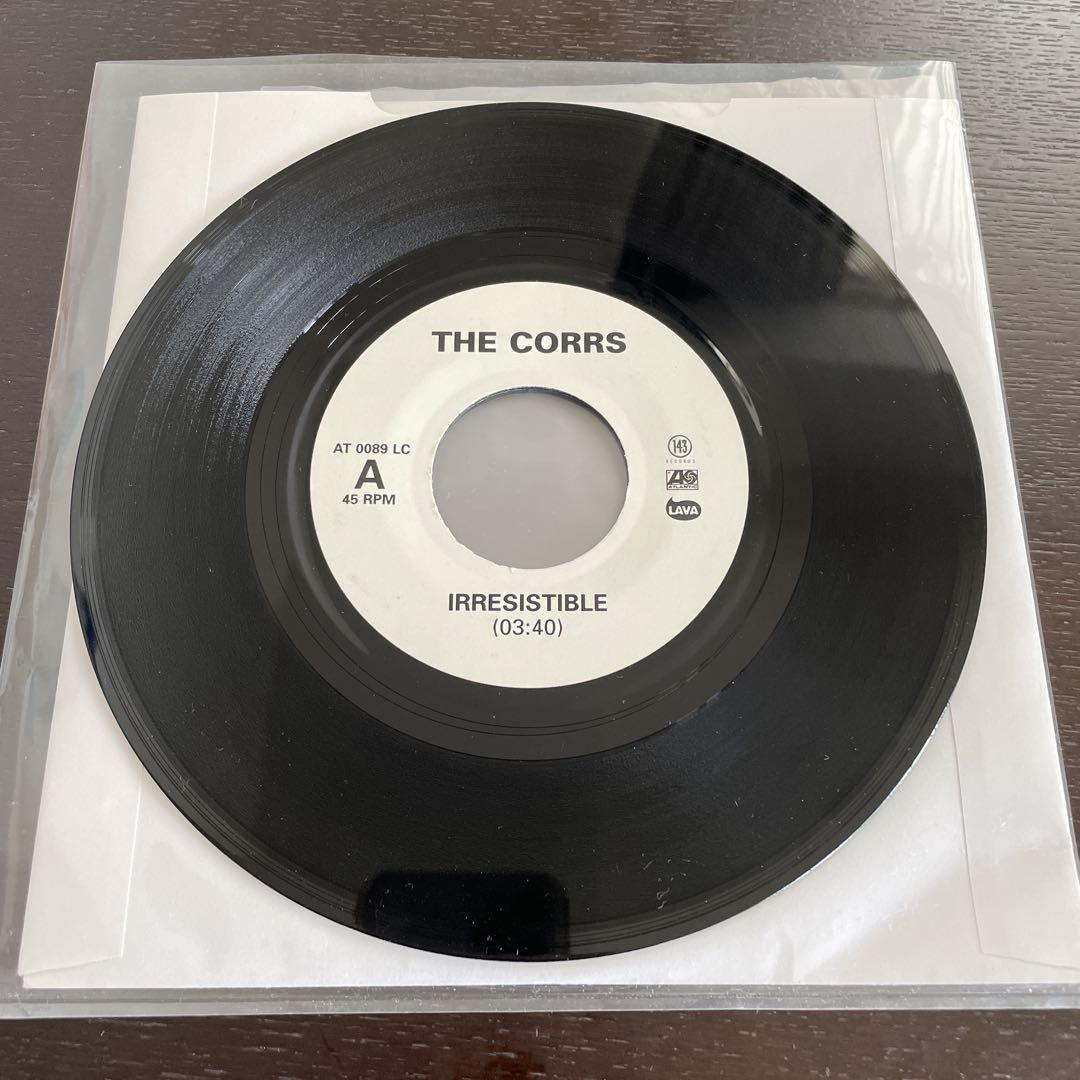 

[USED] THE CORRS 7 irresistible / AT YOUR SIDE