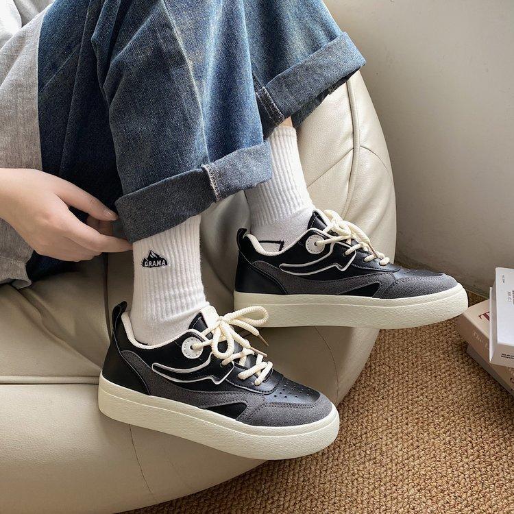 Summer New Leather Soft Bottom Colorblock Board Shoes Women's round Head Lace up Casual Sports White Shoes Wholesale