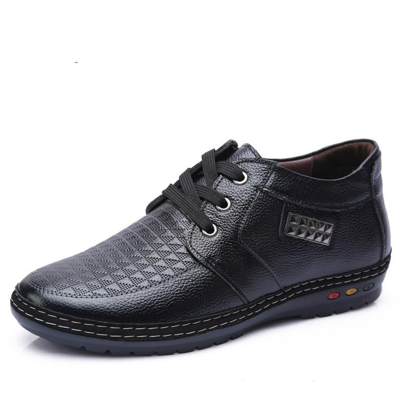 Neueste 2019 Echtleder Freizeitschuhe Herren Schnürschuhe Komfort Bootsschuhe Frühling Atmungsaktive Schuhe Braun Weiche Fahrschuhe