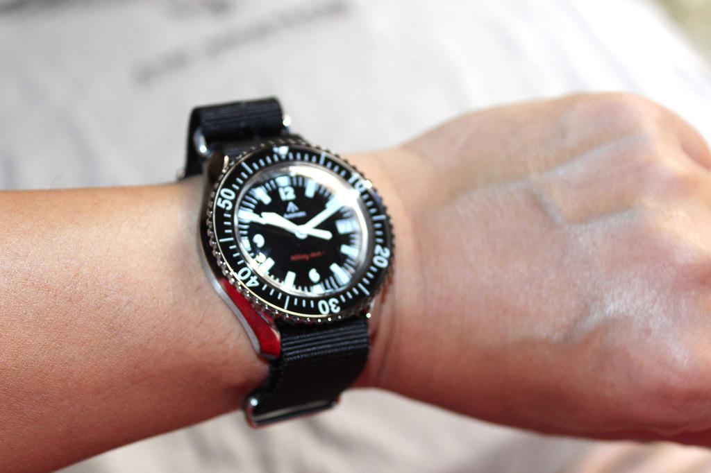 watch Military Watch NAVAL MILITARY WATCH Automatic ROYAL Military Diver Type [Naval co.] MIL.-05 SV/BK