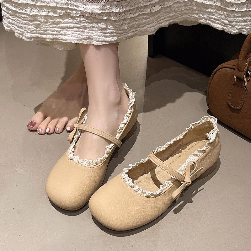 With skirt, evening shoes, shallow mouth Lolita small leather shoes, women's 2025 new spring and summer French low-heeled Mary Jane single shoes
