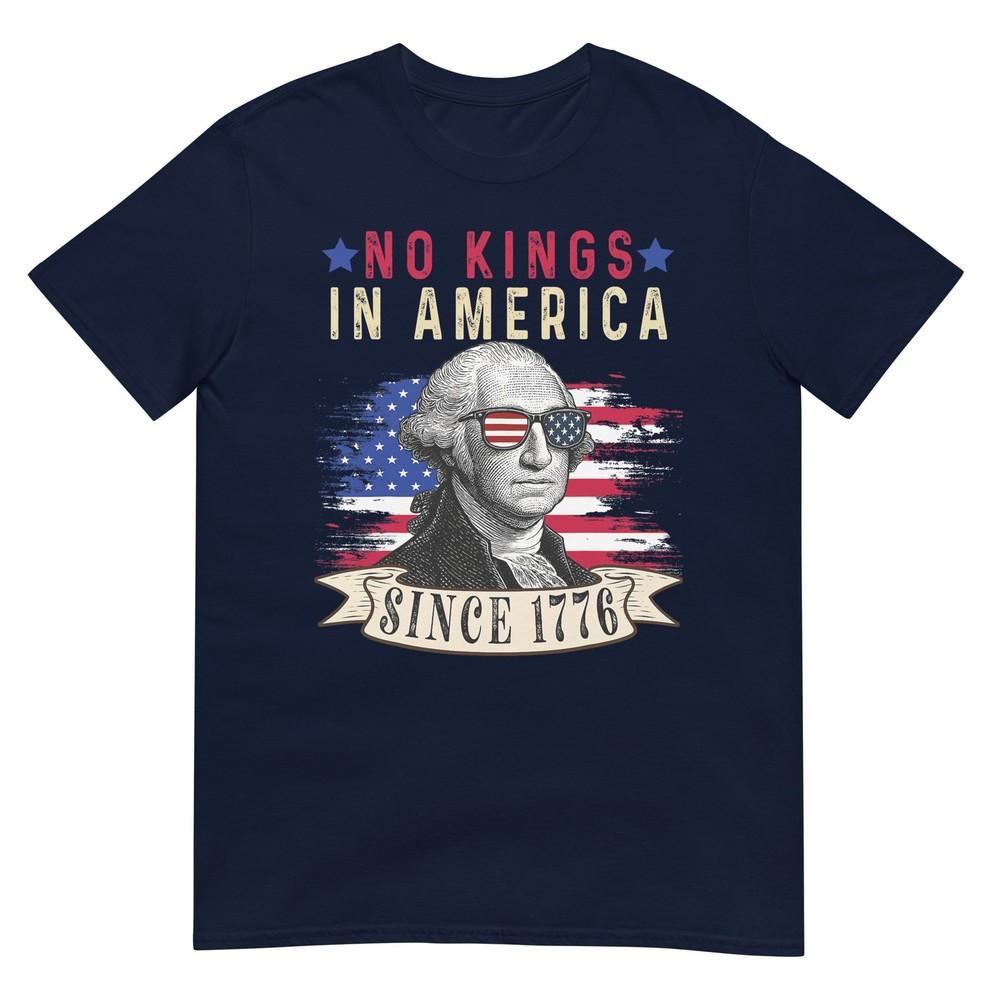 No Kings In America Since 1776 Distressed Usa Flag Vintage TShirt S