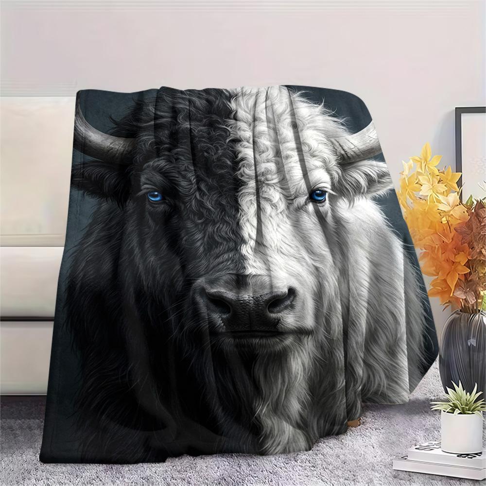 1PC Bicolor Animal Portraits Print FlAannel Blanket, High Quality Comfortable for All Seasons, Home Decor, Warmth and Comfort