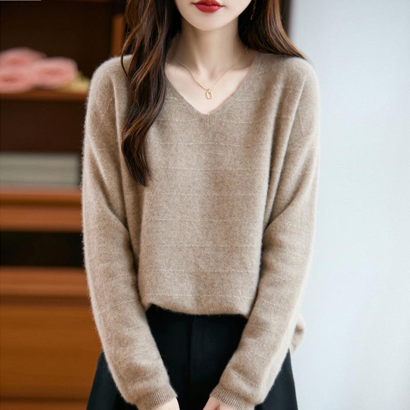Women's V-Neck Pure Wool Sweater: Lightweight, Lazy Style Knit for Autumn & Winter, Cashmere Base Layer.