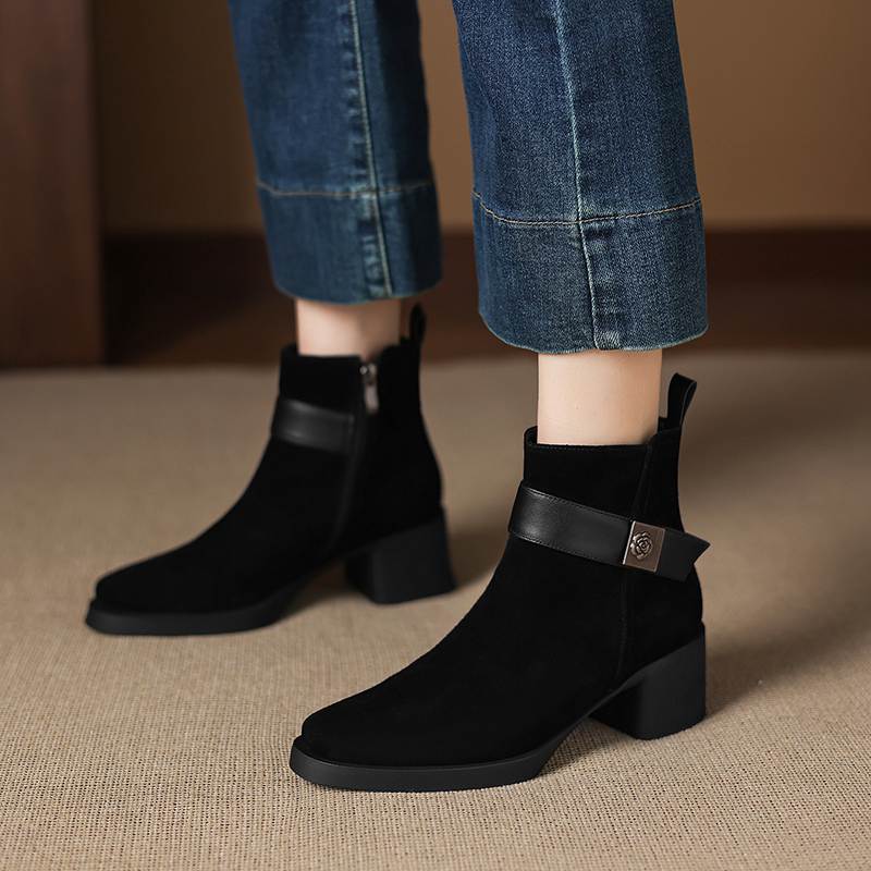 Krazing Pot Cow Suede Nubuck Round Toe Chunky Heels Chelsea Boots Size 43 Zipper Metal Flowers Women Platform Ankle Boots