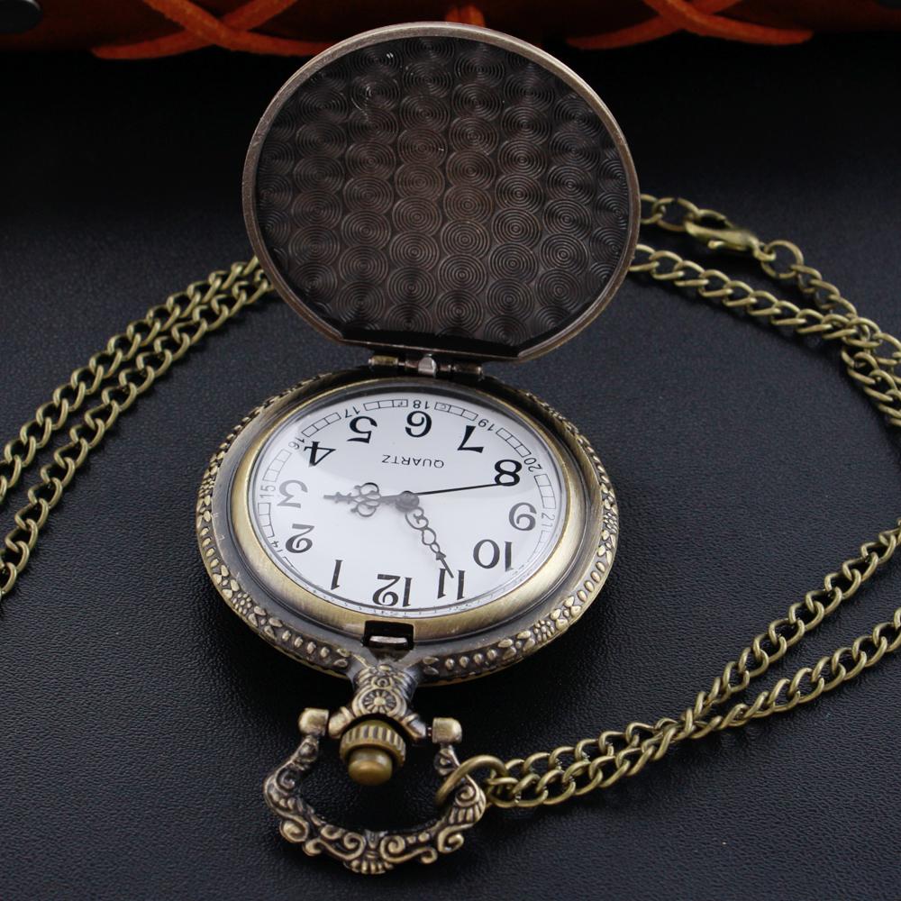 Orologio da Tasca Scheletro Cavaliere Quarzo Orologio Collana Steampunk Ciondolo Orologio in Metallo Acciaio Inossidabile con Catena Corta Regalo Cf1223