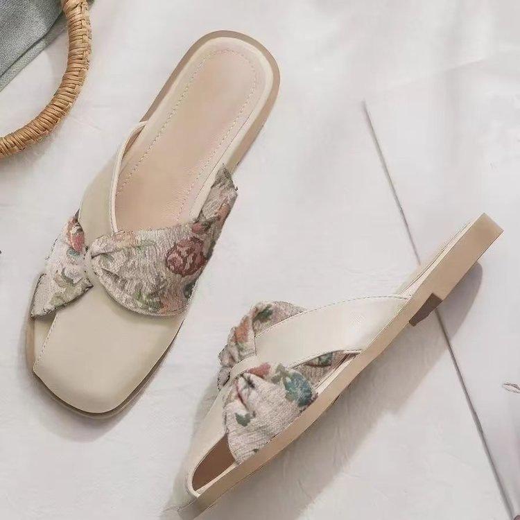 Baotou half slippers women's summer new late evening breeze gentle matching skirt versatile lazy one pedal flat-bottomed temperament sandals