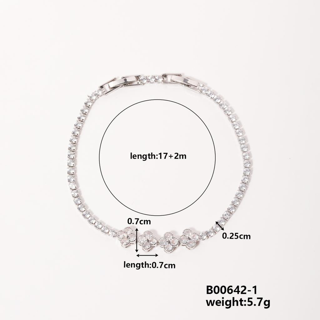 Fashion Personality Four-Leaf Clover Bracelet Trend Hip-Hop Niche Strings Women's Exquisite Bracelet Hand Jewellery