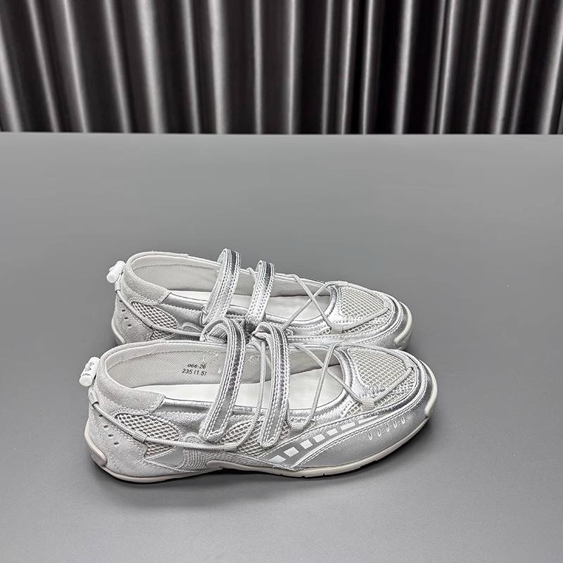 Evropské baleríny z hovězí kůže dámské 2025 léto nové stříbrné zapínání na suchý zip ležérní boty Mary Jane dámské jednobotky s nízkým výstřihem