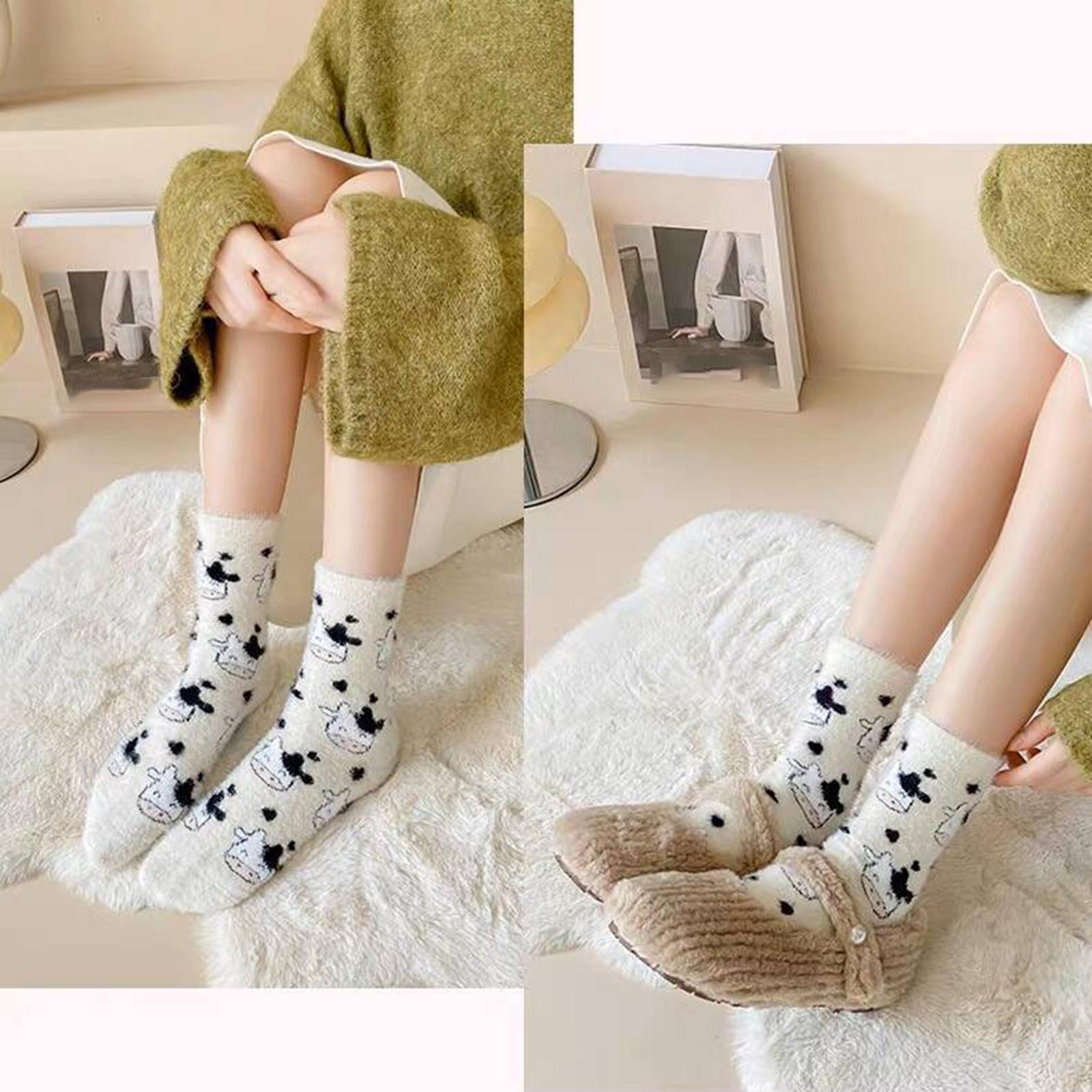 Ladies  Casual And Fashionable Warm And Plush Thick Socks One Size