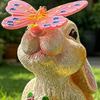 Statue de Jardin Lapin Figurine Lapin en Résine avec Papillon Art de Jardin Imperméable pour Patio Balcon Pelouse Pendaison de crémaillère Cadeaux d'Anniversaire pour Maman Grand-mère Femmes