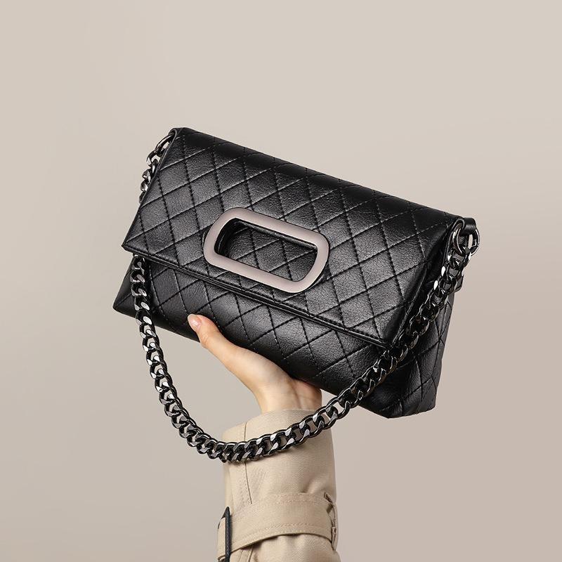 Bag Women's New Autumn and Winter Women's Bag Fashion Light Luxury Rhombus Chain Bag One Shoulder Baguette Underarm Bag Luggage