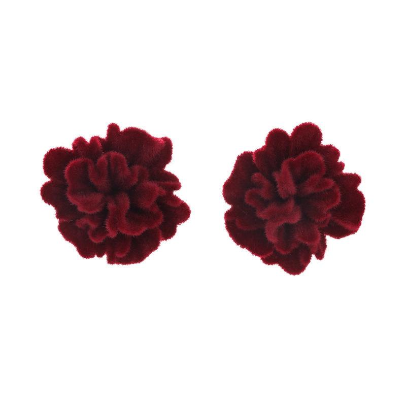 Red Retro Flocking Flower Stud Earrings Women's Fashion High-end Temperament Earrings New Exquisite Fashion Versatile Earrings