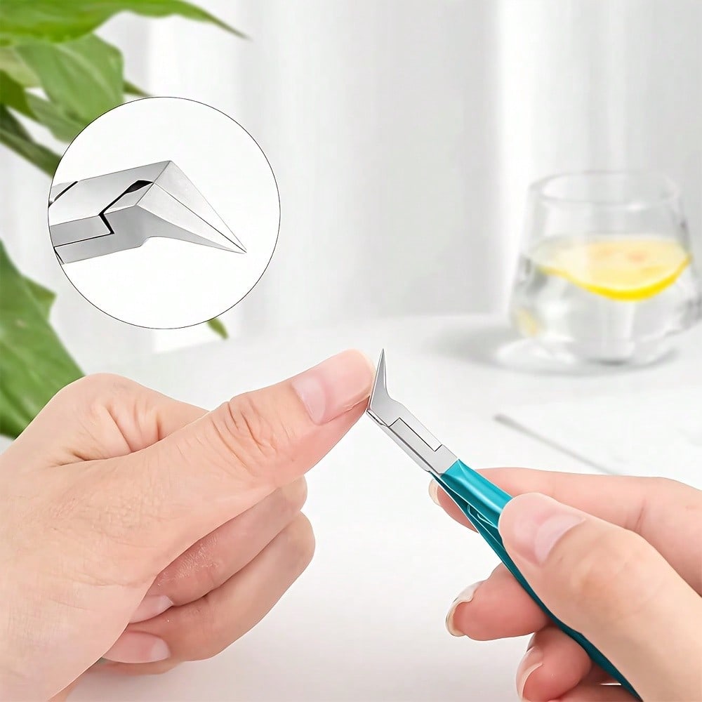 Blue Professional-Grade Nail Clippers for Thick and Hard Easy To Grip, Precise Toenail Trimming, Sharp and Durable, Nail Clippers