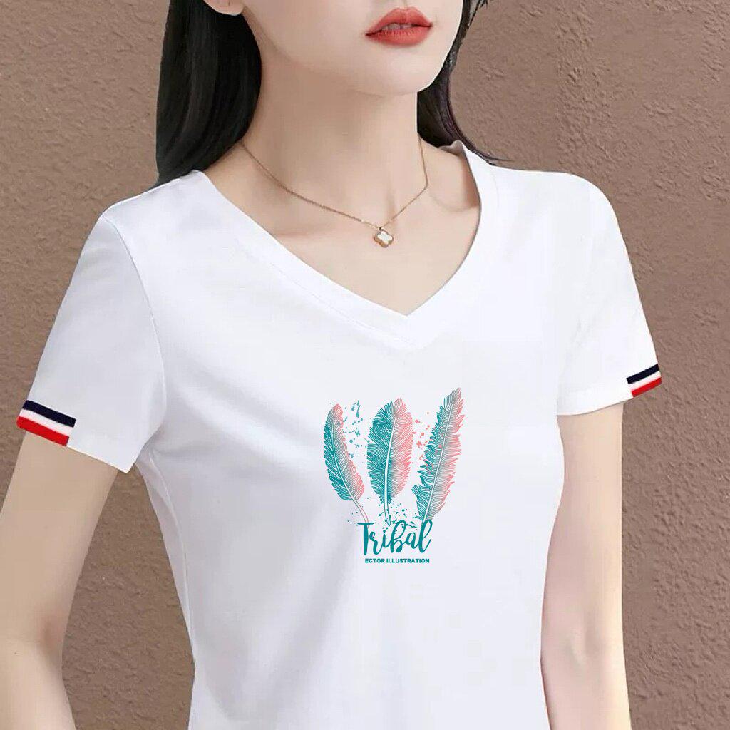 T-shirt Bianca da Donna con Scollo a V, Blocchi di Colore e Ricami, Top Casual alla Moda a Maniche Corte per Mamme