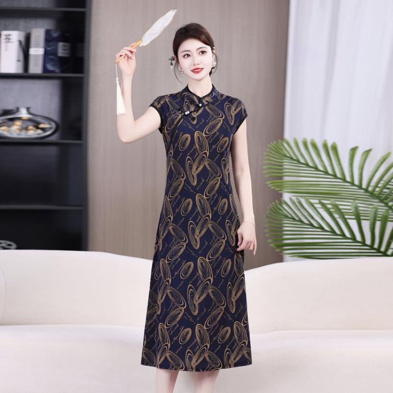 

Summer Cheongsam for Middle-aged Moms: Flattering Everyday Dress for Ages 50-60. XL (80-105 lbs)