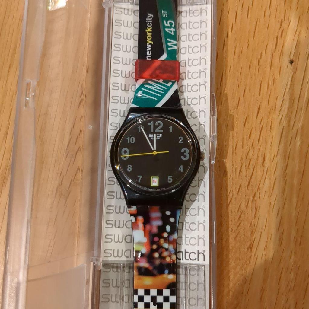 Used Swatch SWATCH TIMES SQUARE limited edition GZ409