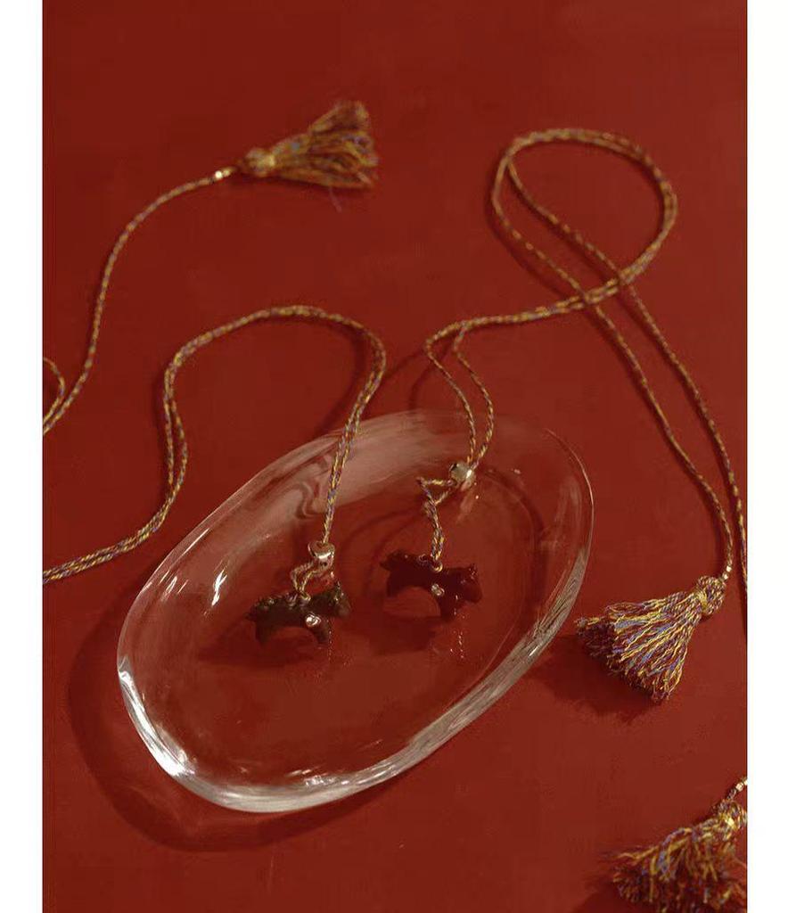 Chic Pony Pendant Necklace: Stylish and Unique Design for Women