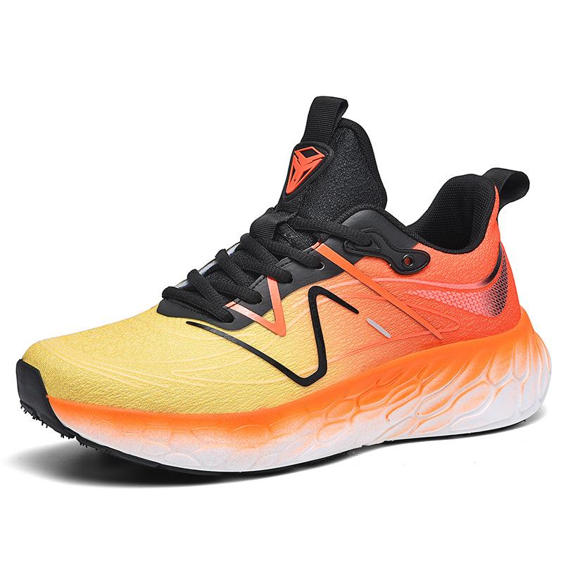 Autumn Men's Sports Shoes Running Shoes Flying Woven Breathable Running Shoes Fashionable Light Mesh Casual Shoes