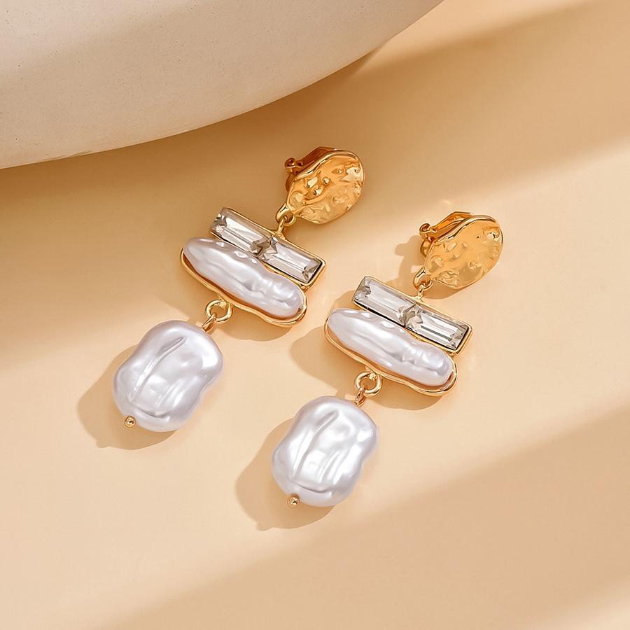 New Arrival Irregular Simulate Baroque Pearl Clip on Earrings for Women Mom Hyperbole Non Pierced Dangle Earrings Jewelry Gifts