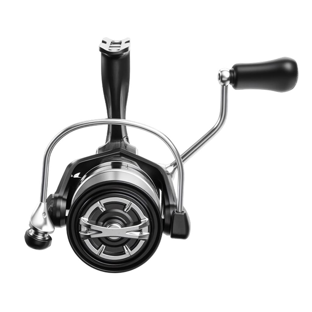 Long Cast Saltwater Fishing Reels for Inland Water and Marine Use 15kg Braking Force Sealed Rainproof Design 5000